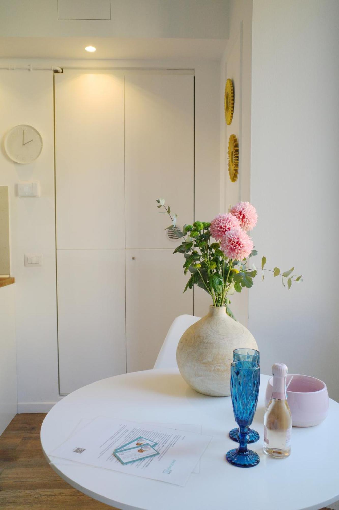 Ripa Apartments Milano - Via Vigevano Navigli Экстерьер фото